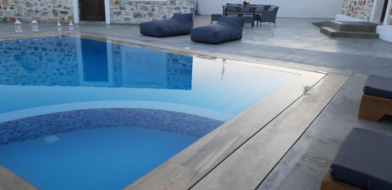 Double Bee With Private Pool Villa