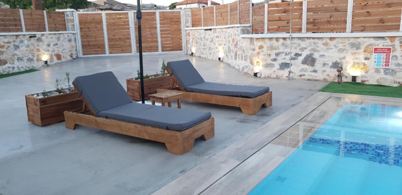 Double Bee With Private Pool * Agios Konstantinos (Crete)