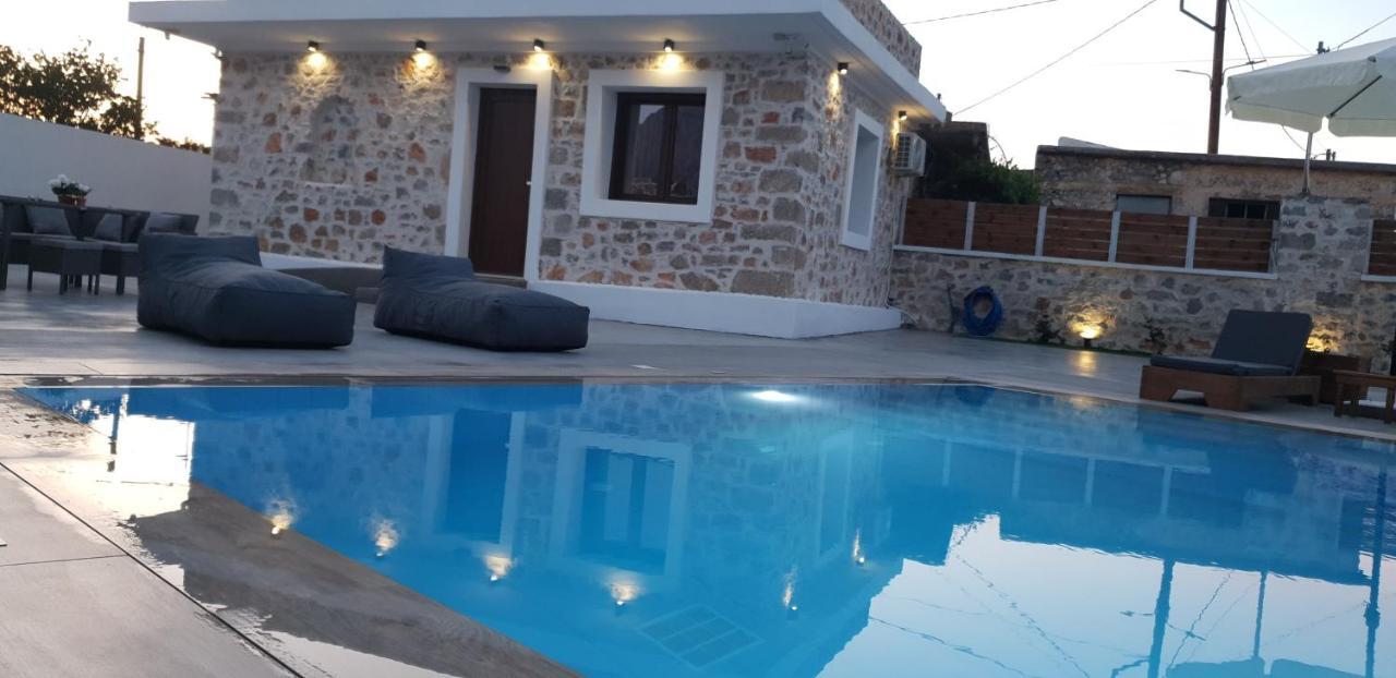 Double Bee With Private Pool Villa Agios Konstantinos (Crete)